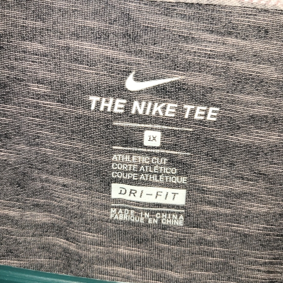 Nike Swoosh Dri-Fit Tee Size 1x - Picture 4 of 8